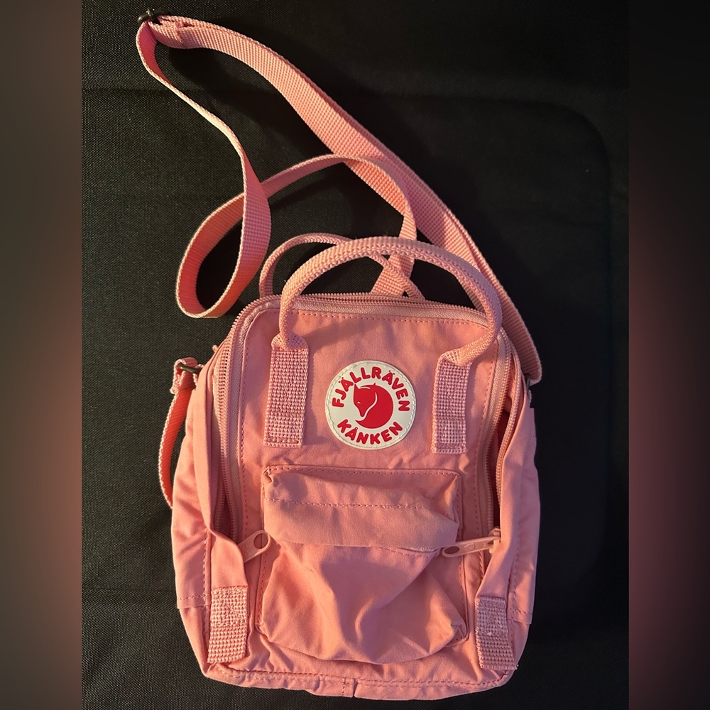 PINK KÅNKEN SLING